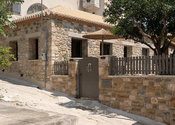 Petra No1 Methoni (Messenia)